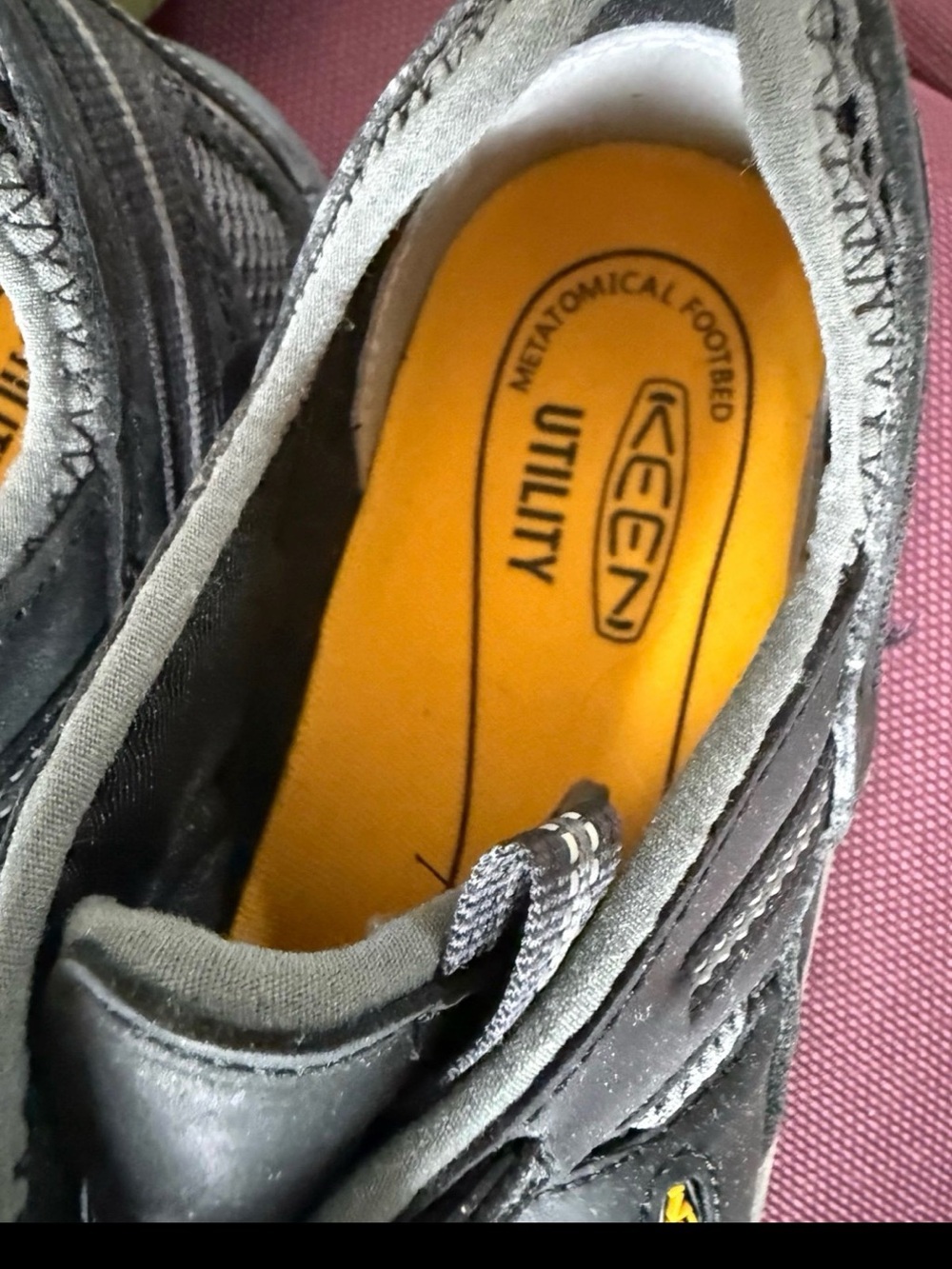 Keen Men's Black Outdoor Sandals with Orange Insoles - Picture 3 of 10